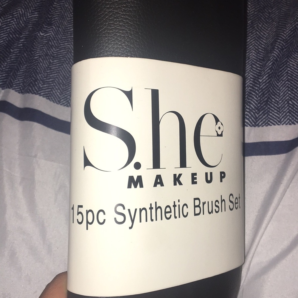 She makeup 15 piece synthetic brushes set